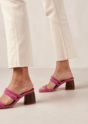 Penelope Heel