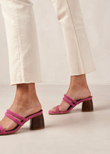 Penelope Heel