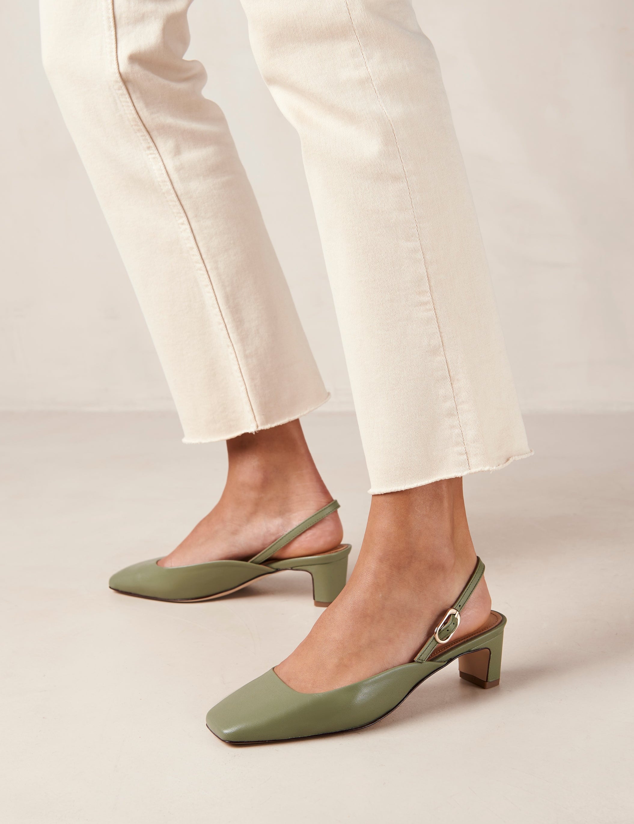 Mindy Heel