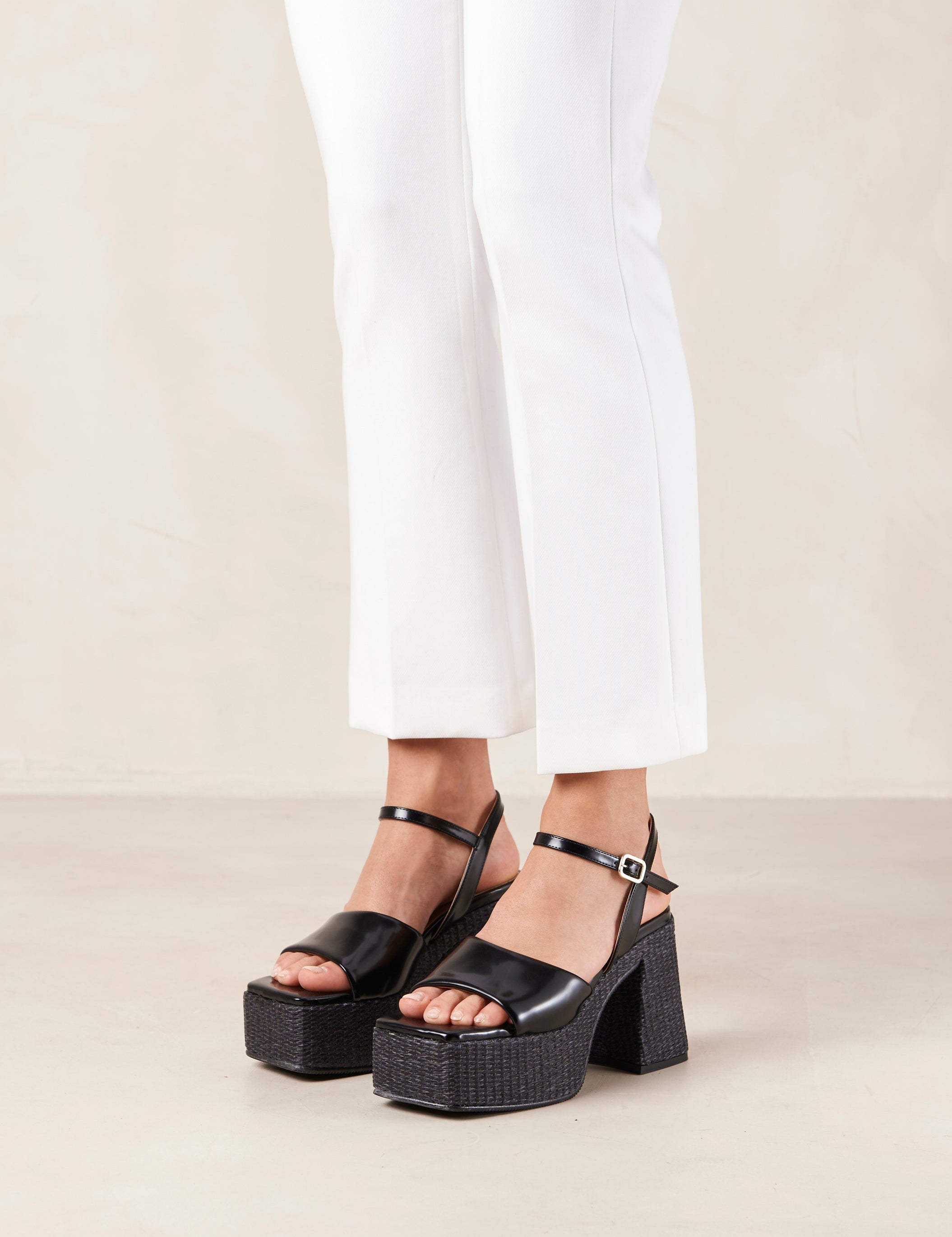 Janelle Heel