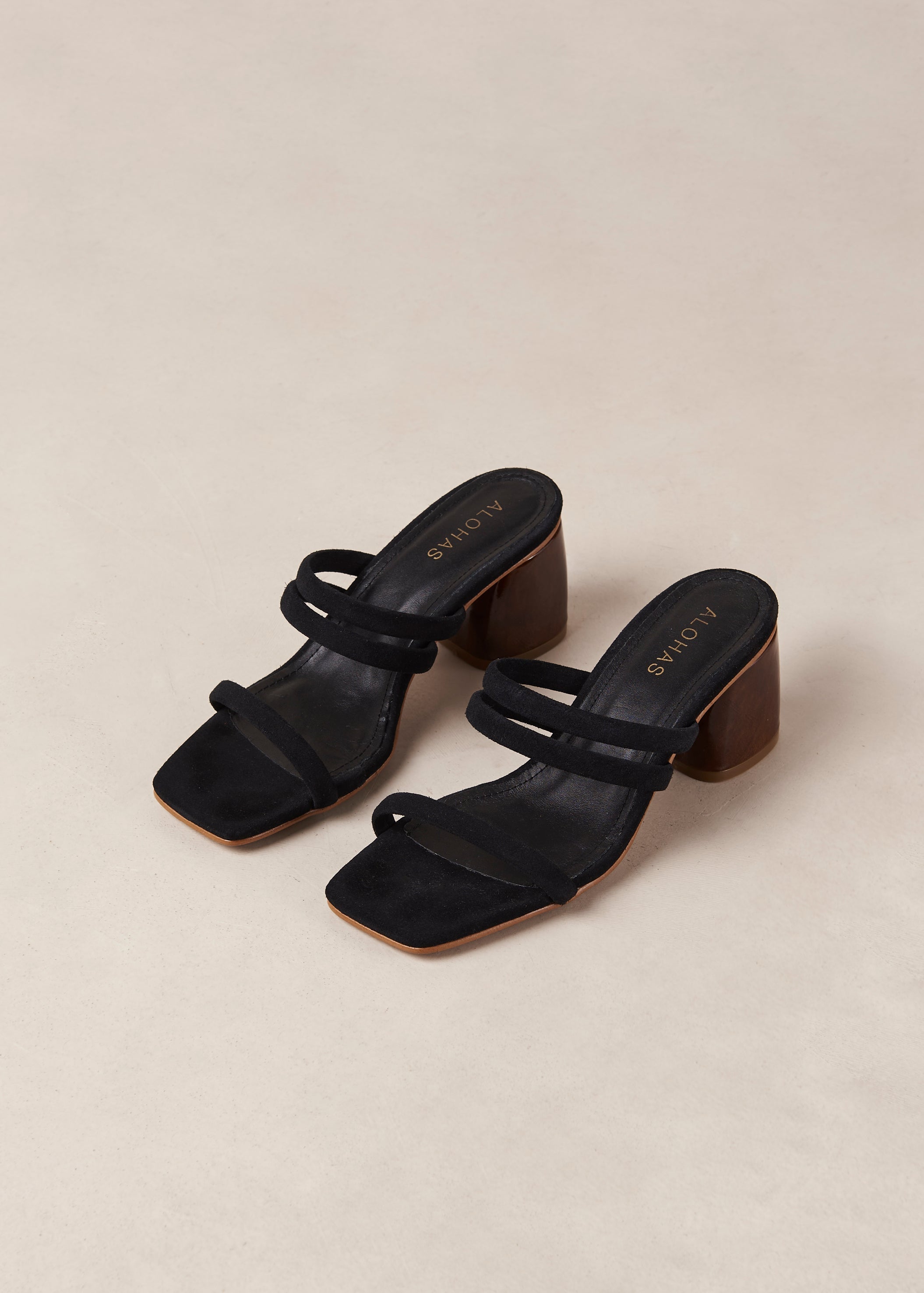Penelope Heel