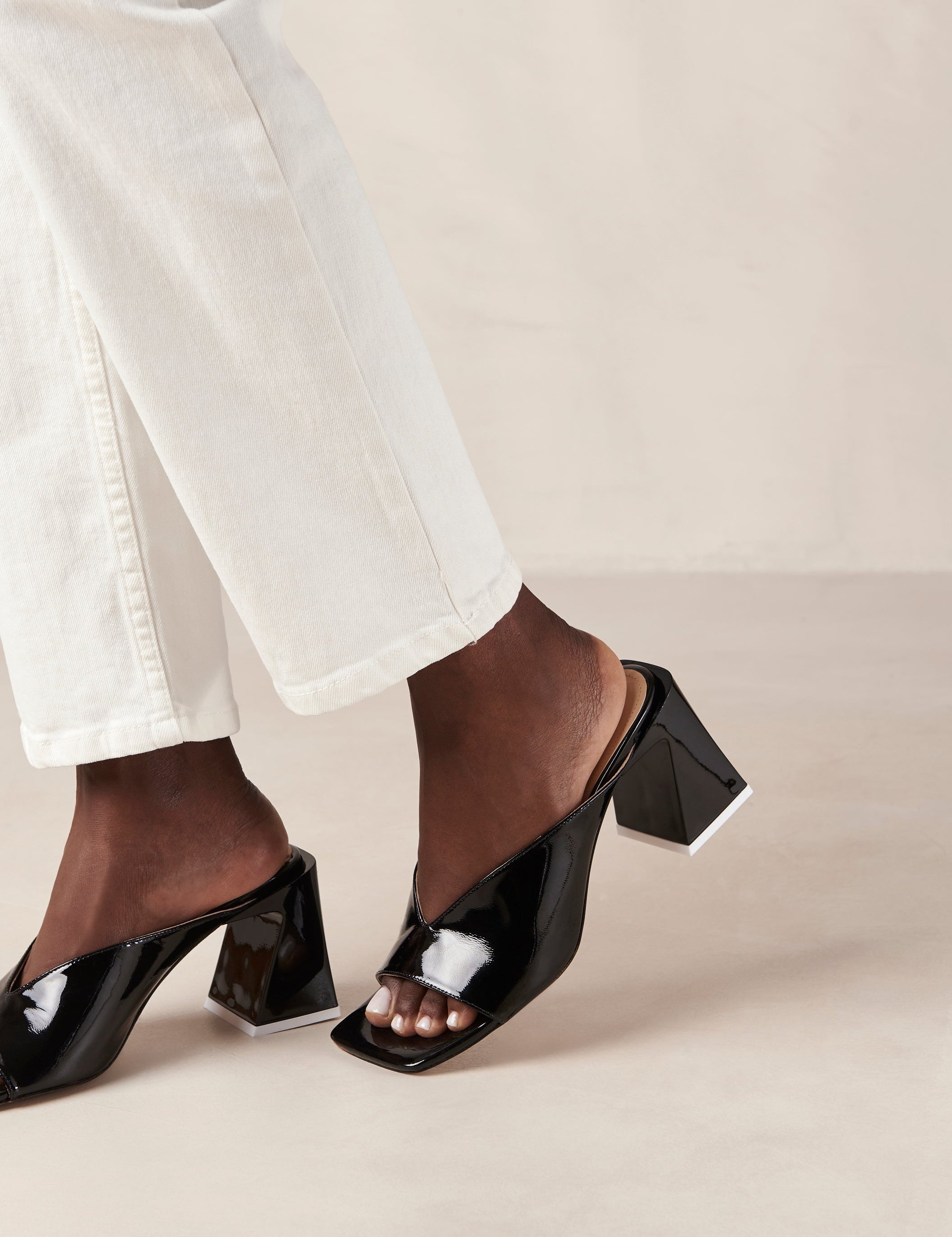 Sierra Heel