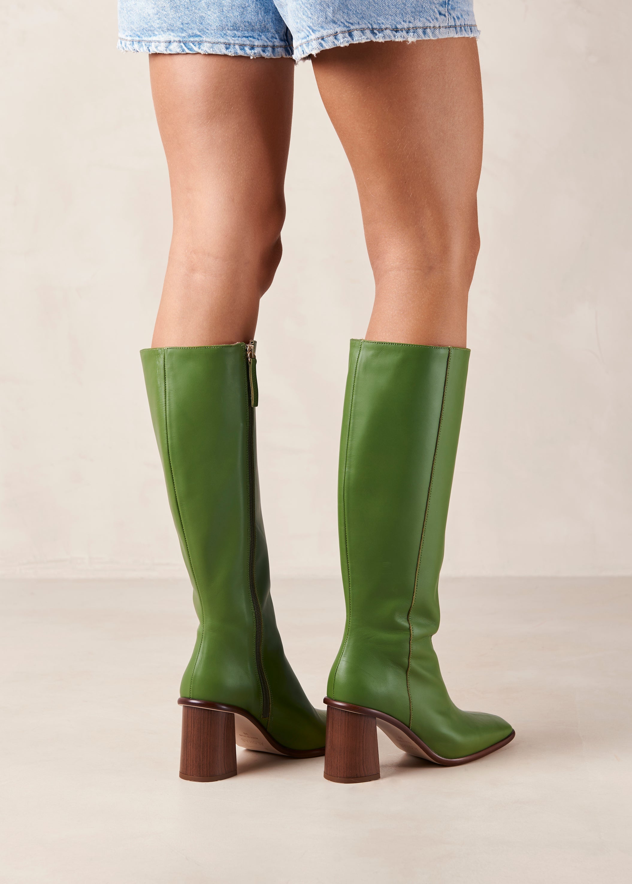 Eartha Boots