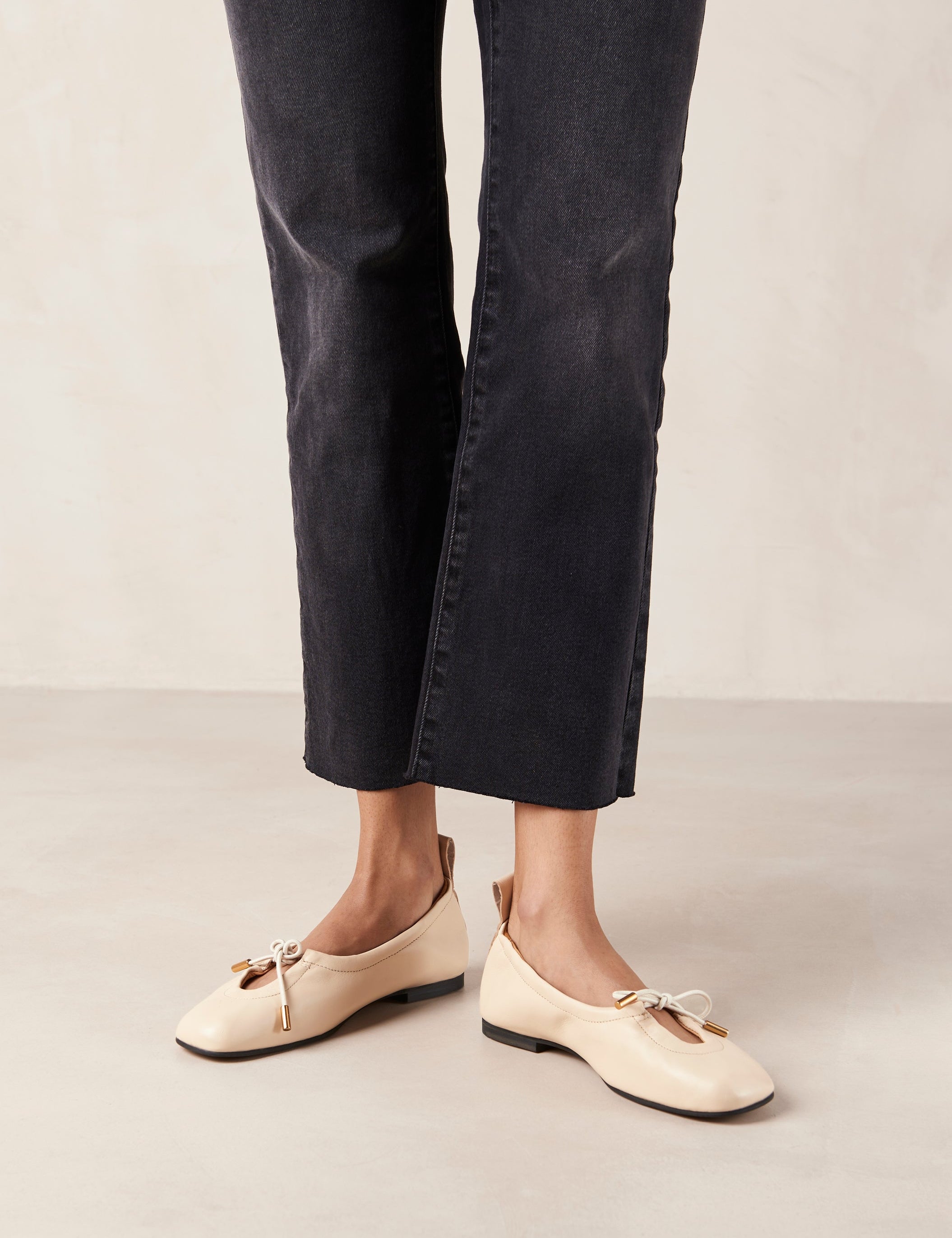 Raquel Flats