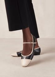 Aida Flat