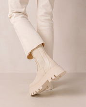 Rive Boots