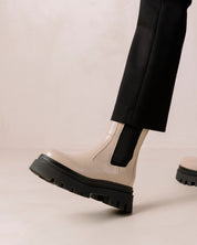 Rive Boots
