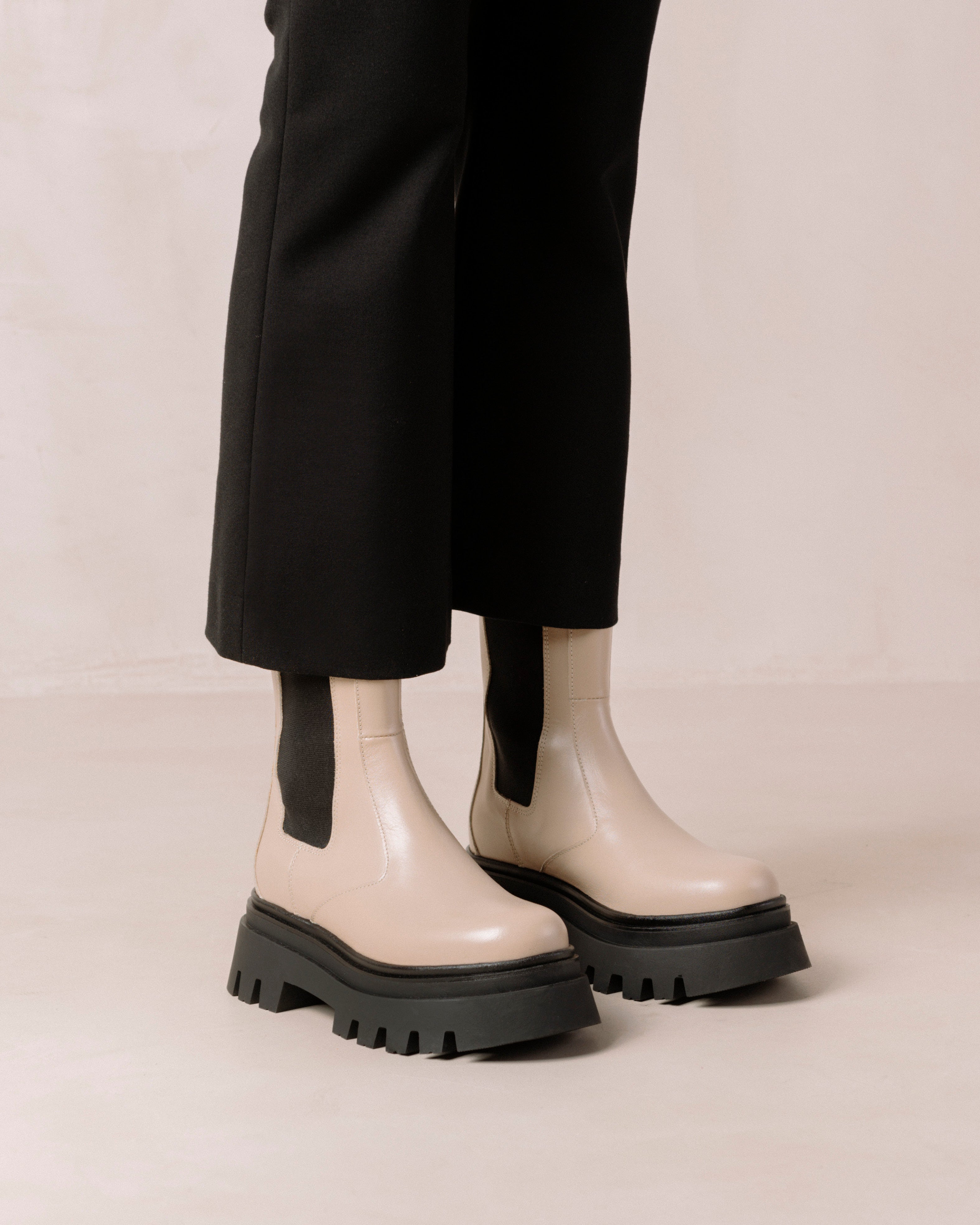Rive Boots