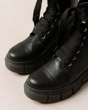 Carla Boots