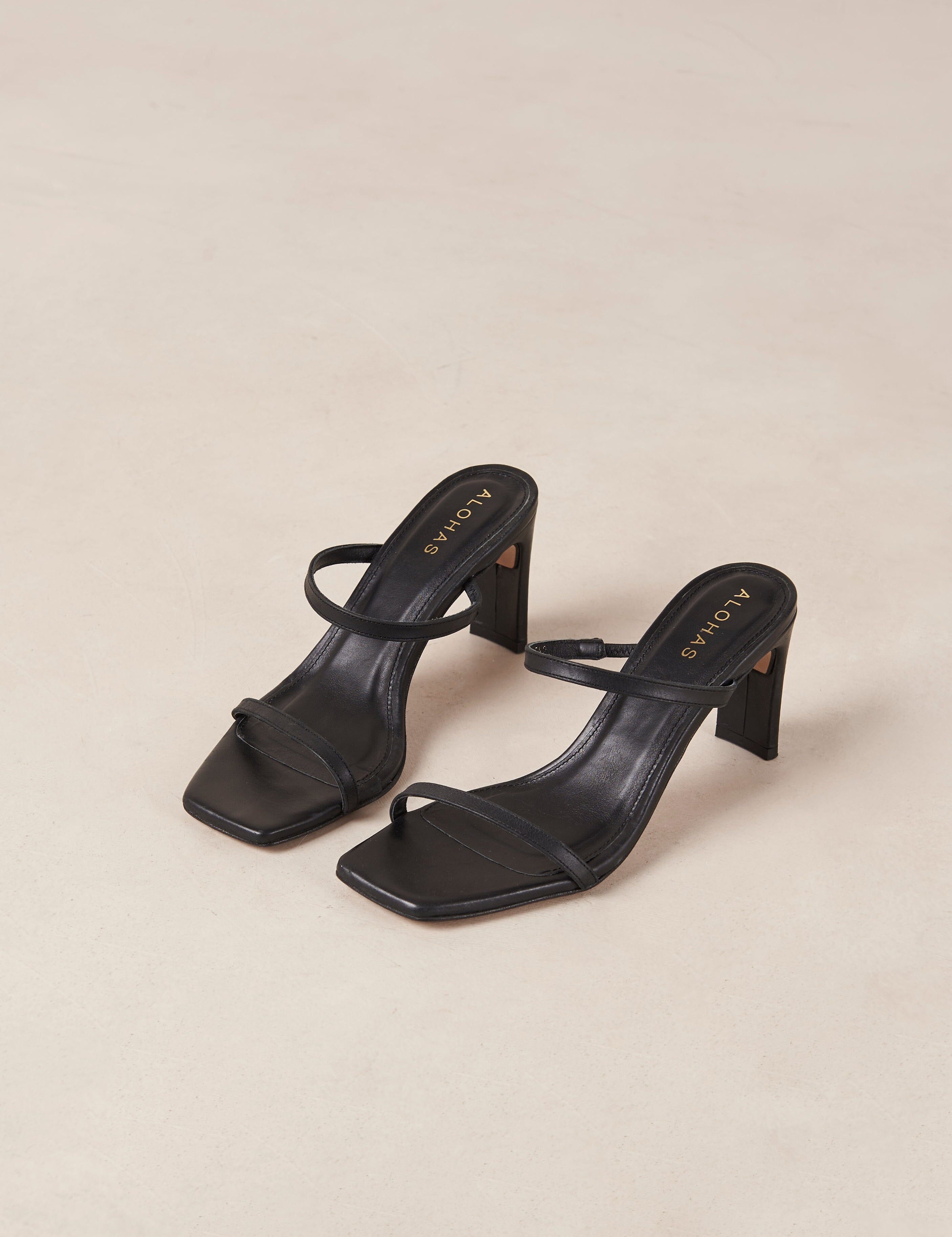 cannes-black-sandals-alohas-561895_3000x_47abdfef-60ea-4393-abbb-b3d5773db7cd.jpg