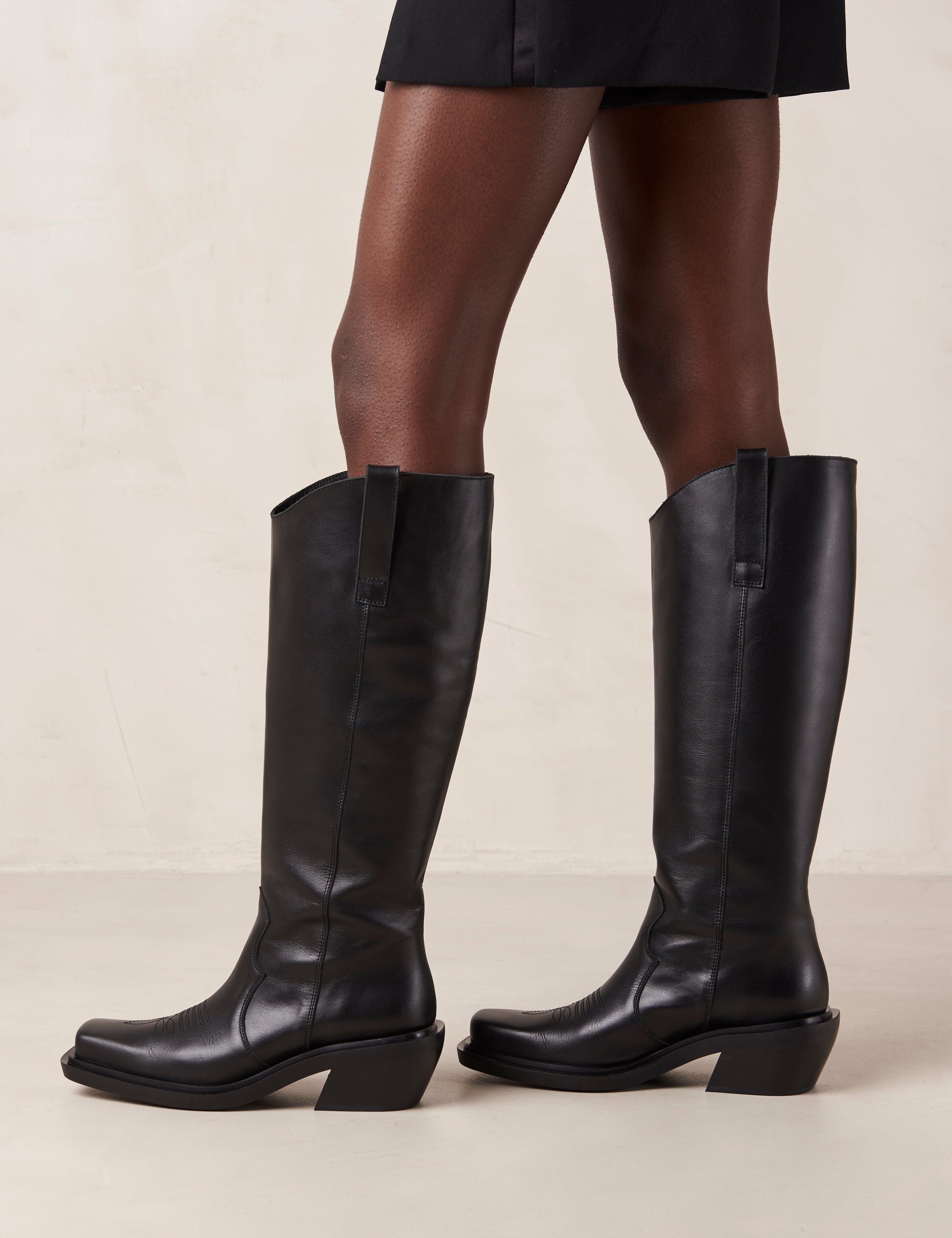 cattle-black-boots-alohas-867588_3000x_3a031234-762c-40e0-8b1a-e5c2254e8248.jpg