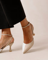 Cindy Heel