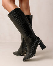 Mona Boots