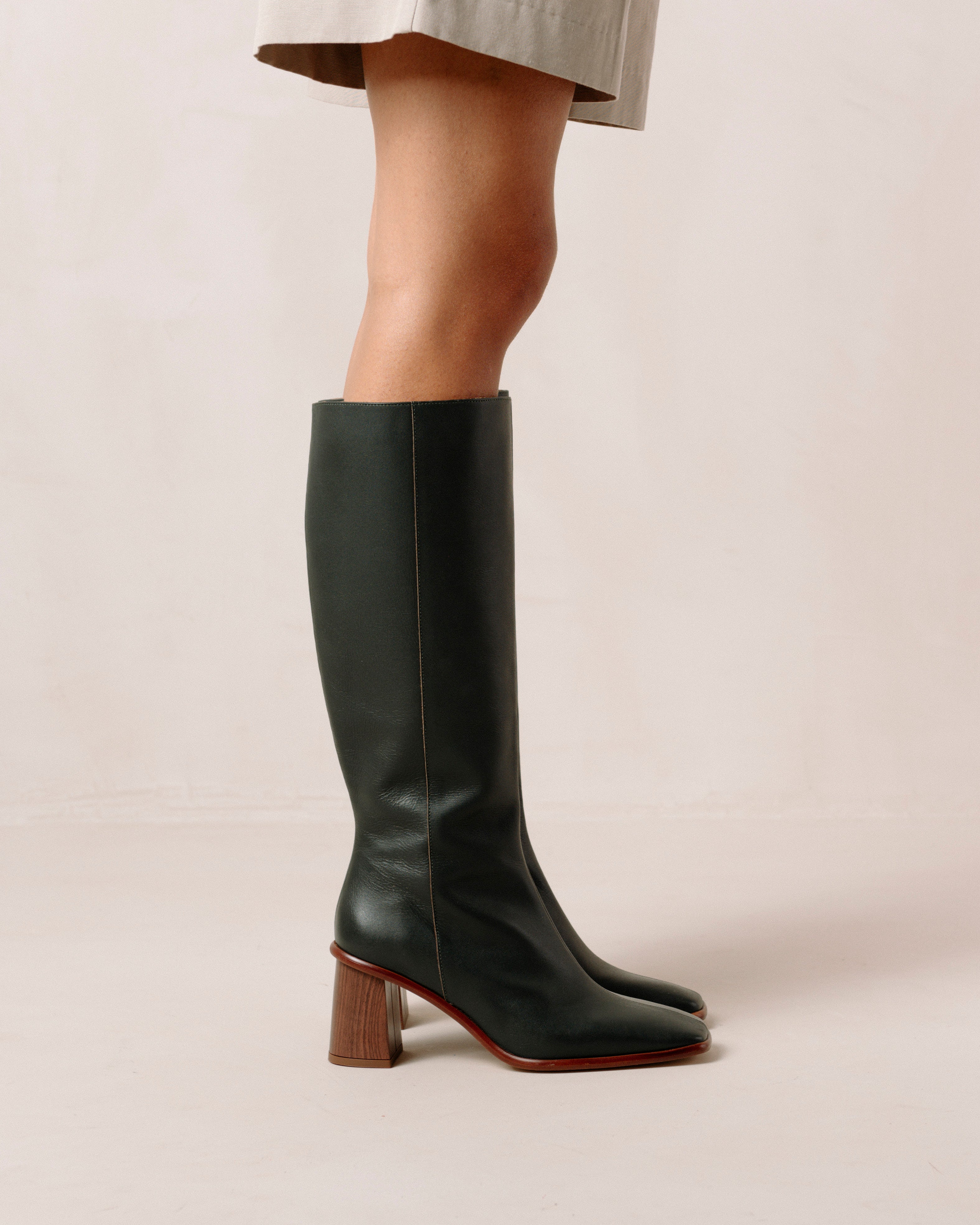 Mona Boots