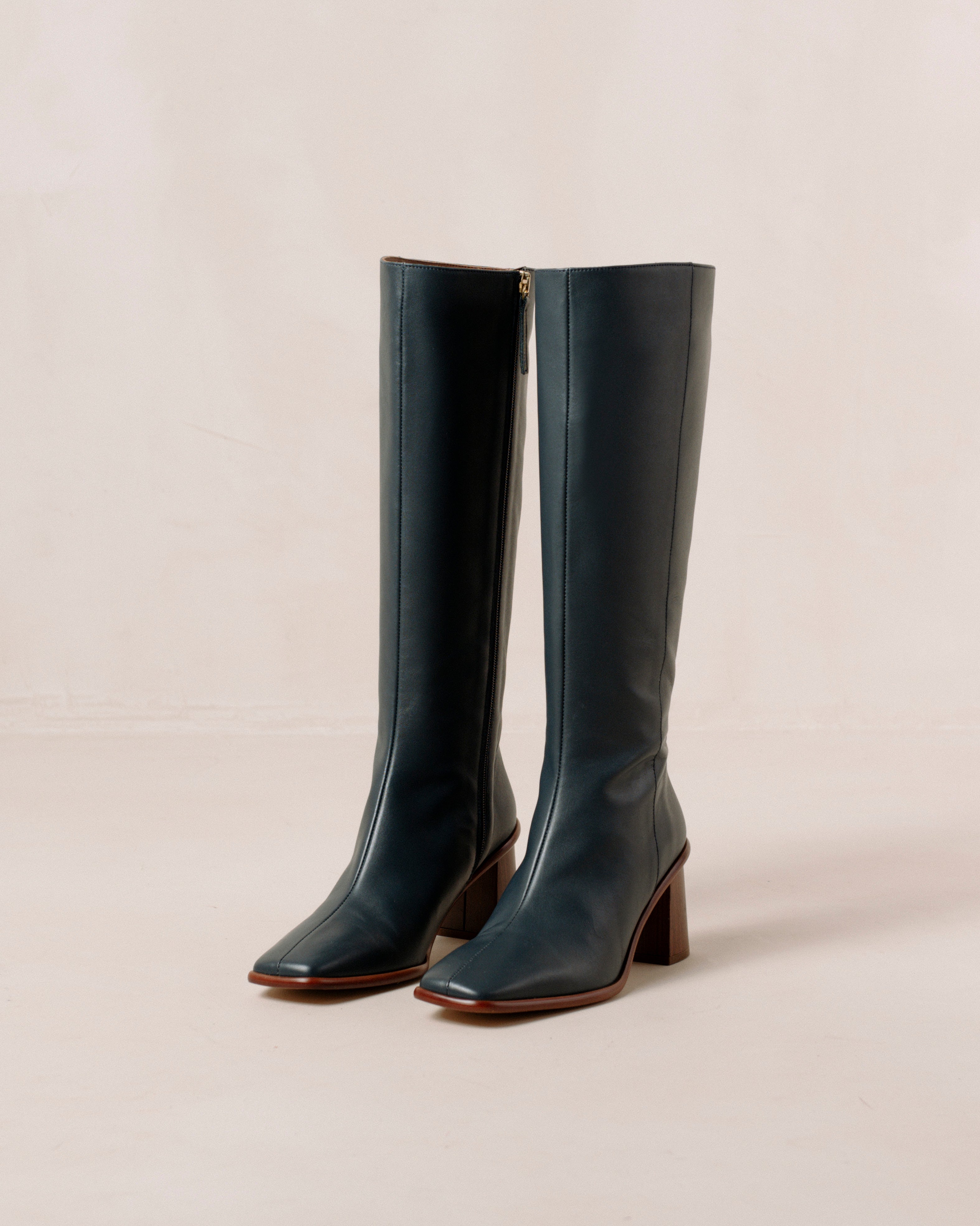 Mona Boots