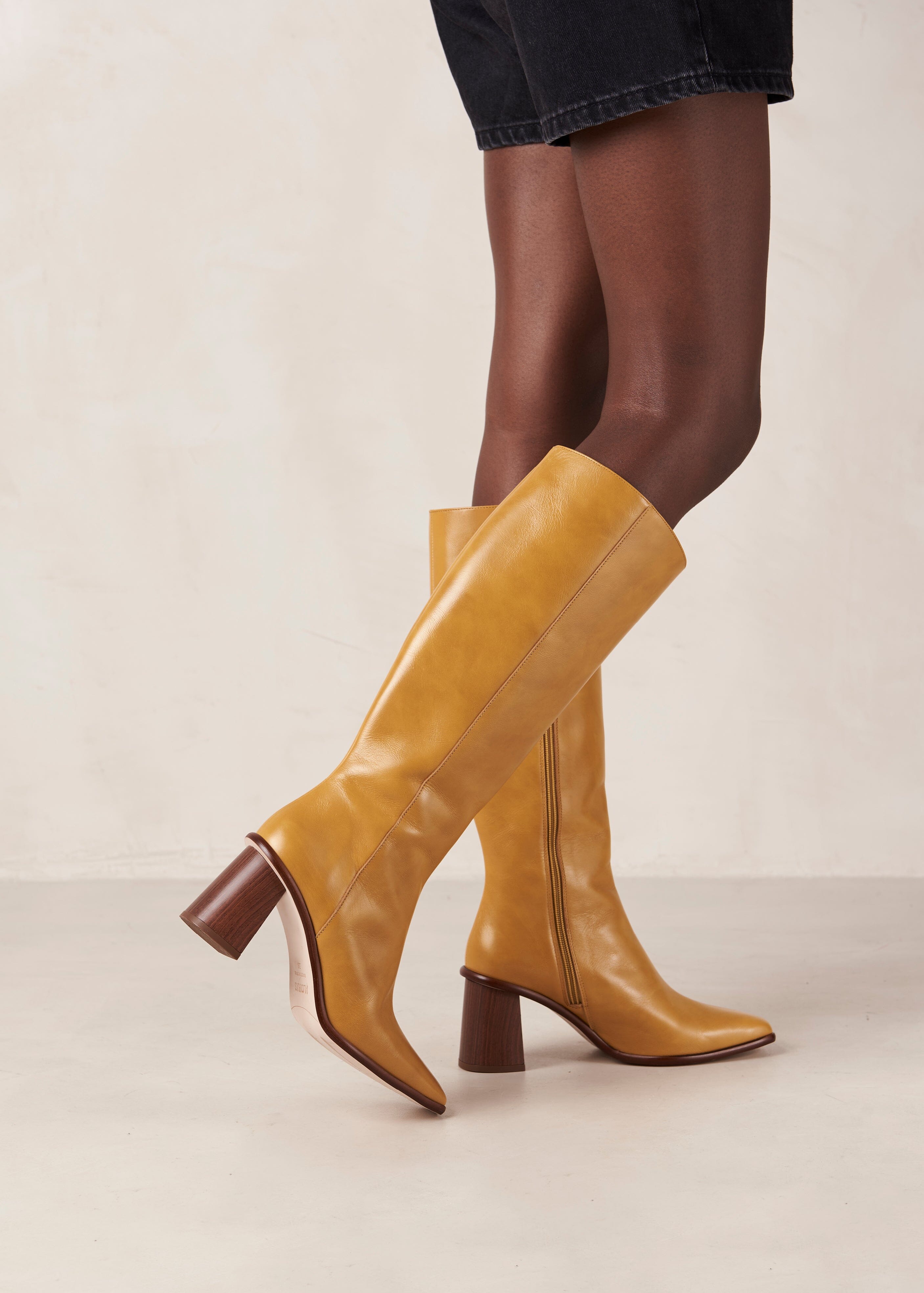 Eartha Boots