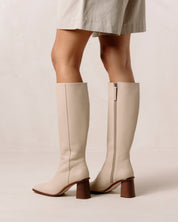 Mona Boots