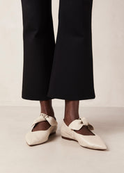 Alexis Flat
