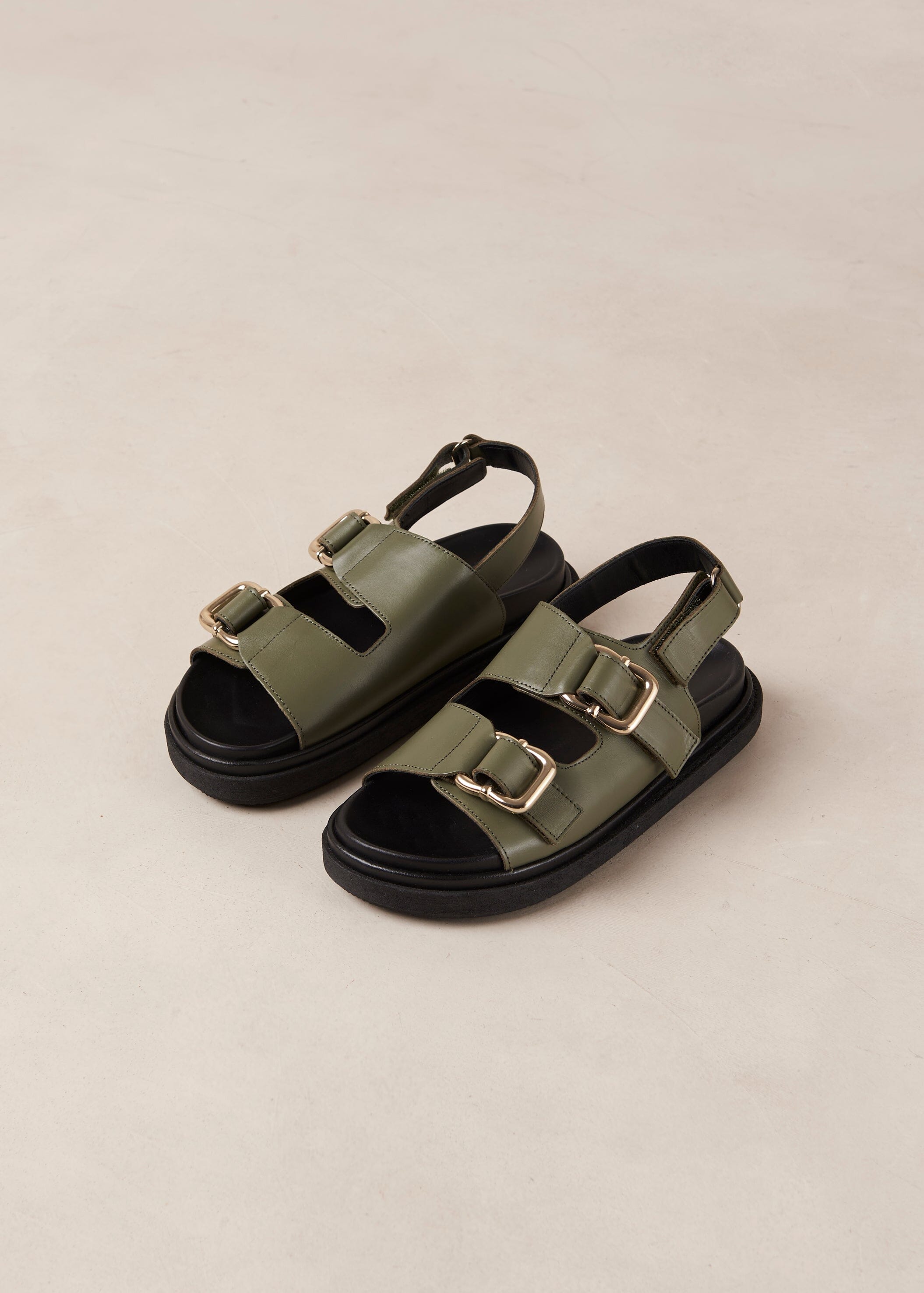 Hari Sandal