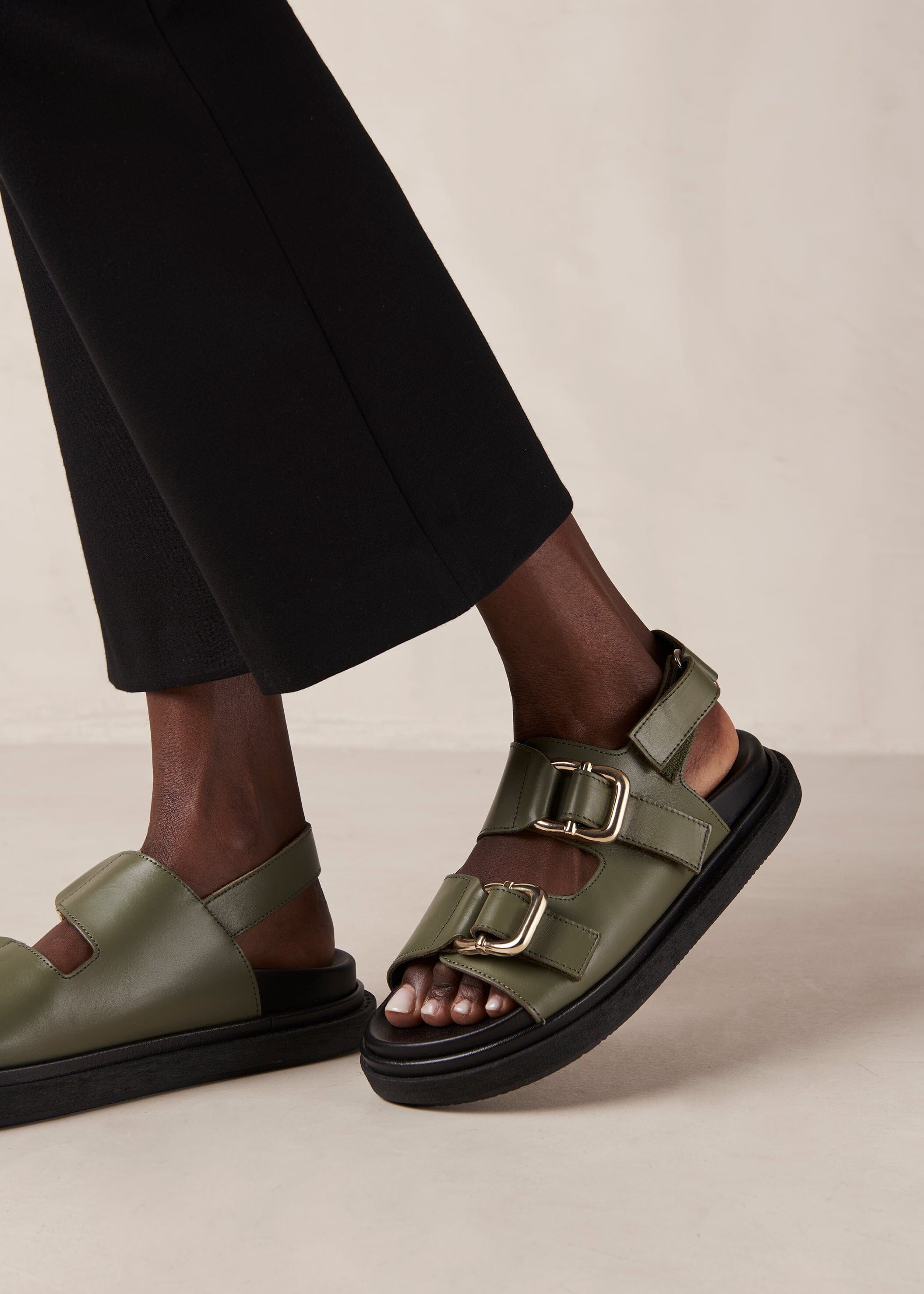 Hari Sandal