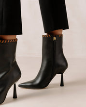 Leo Boots