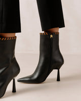Leo Boots