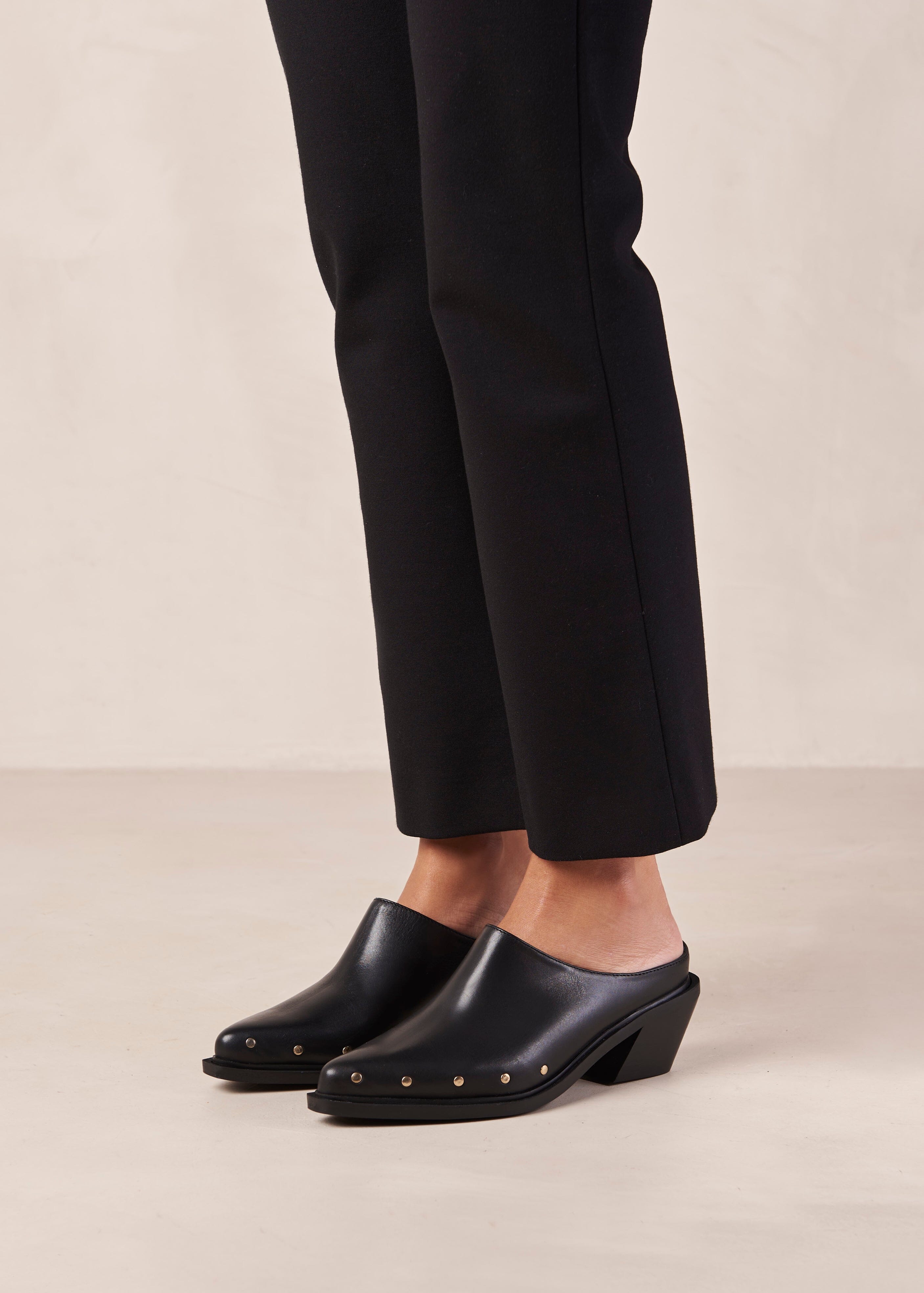 Lora Mules