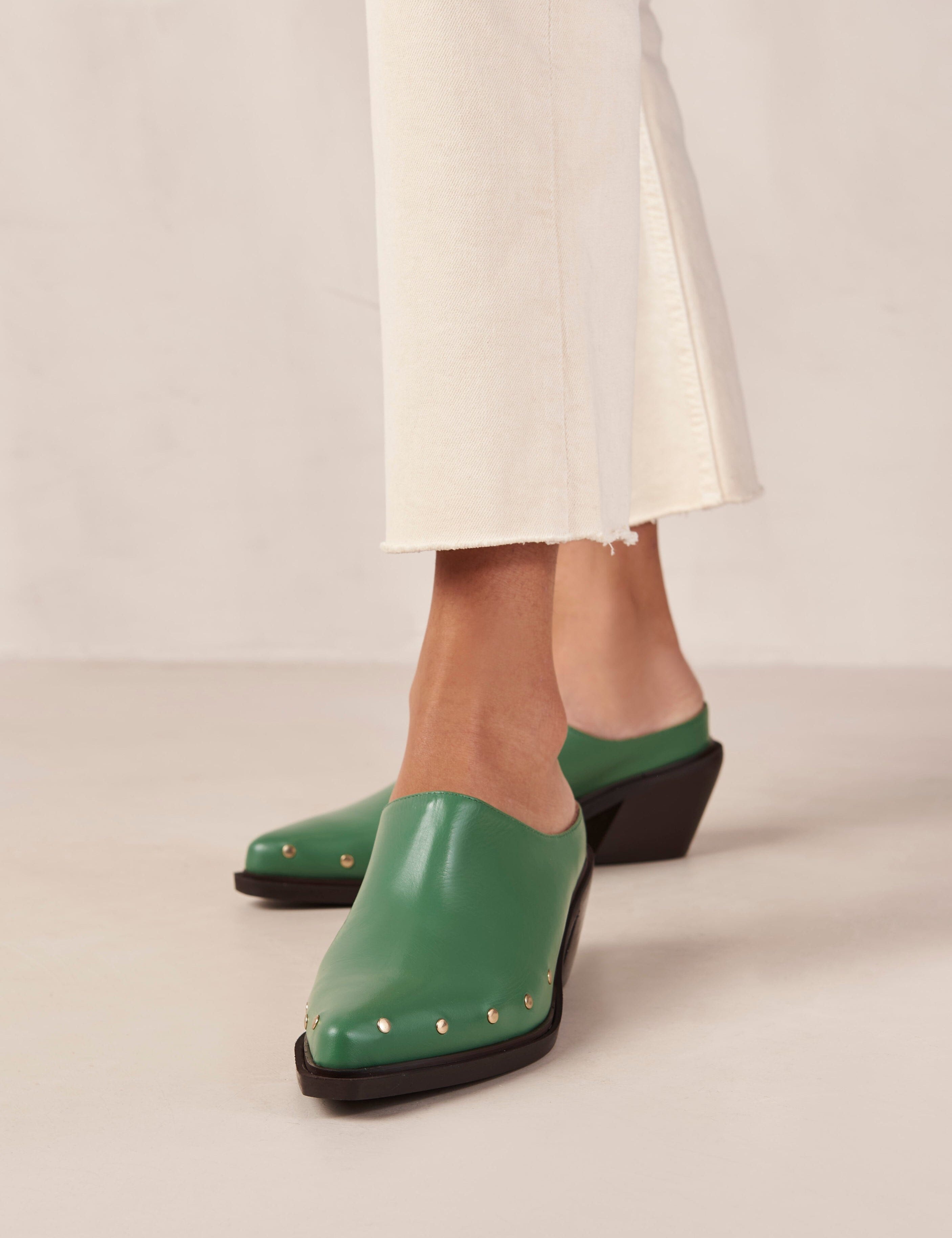 Lora Mules