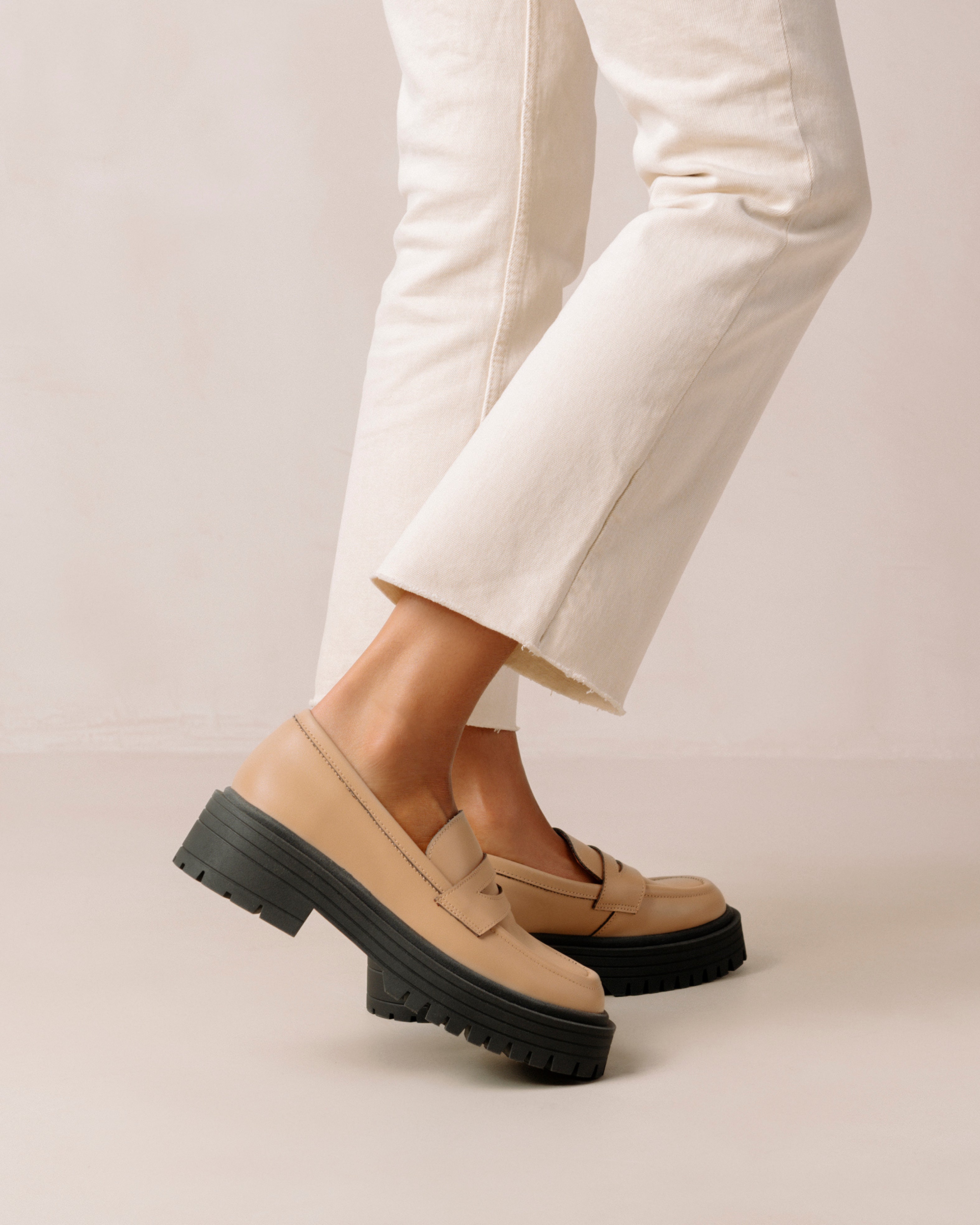 mask-tahini-beige-loafers-svegan-755466.jpg