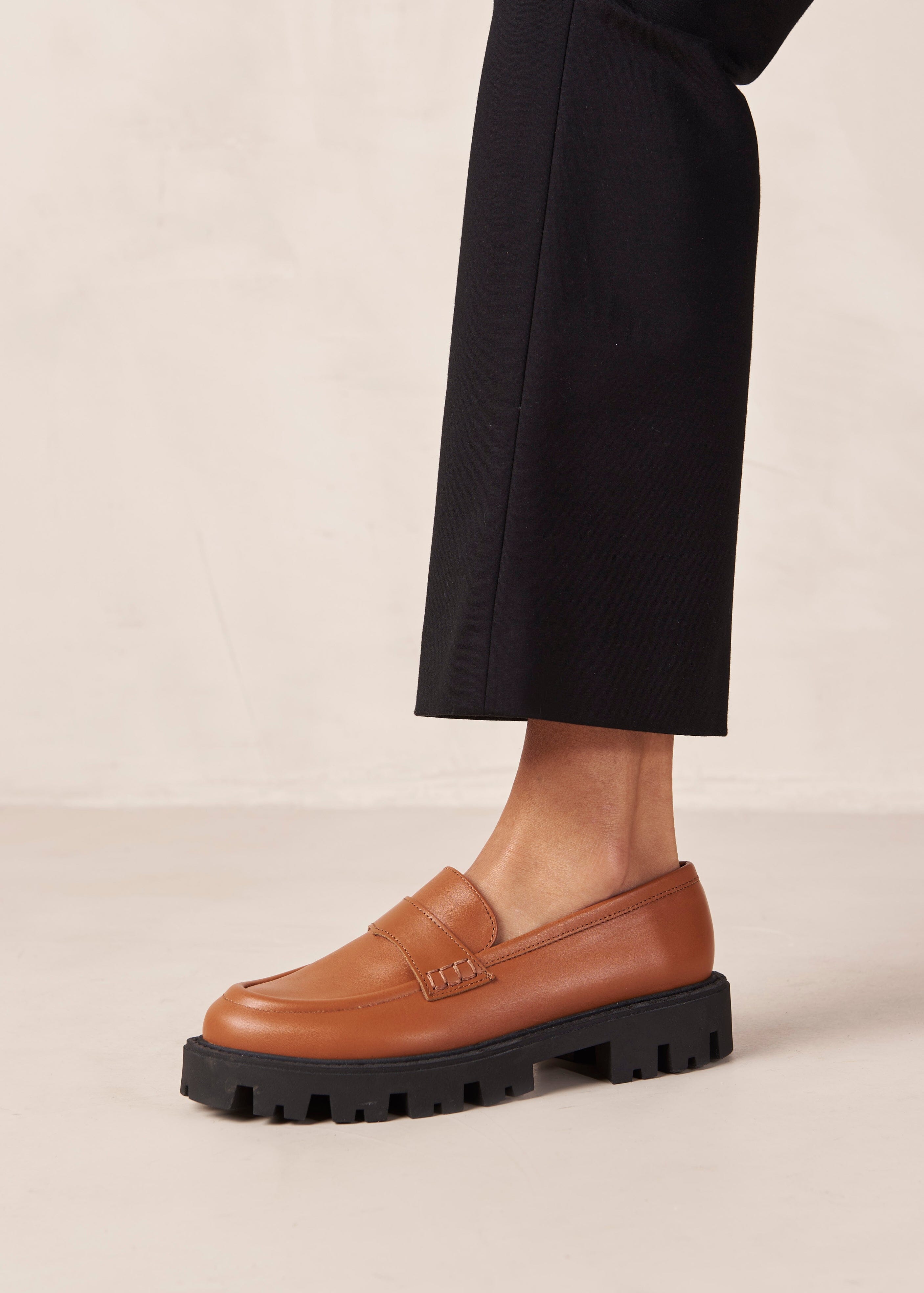 Obie Loafers