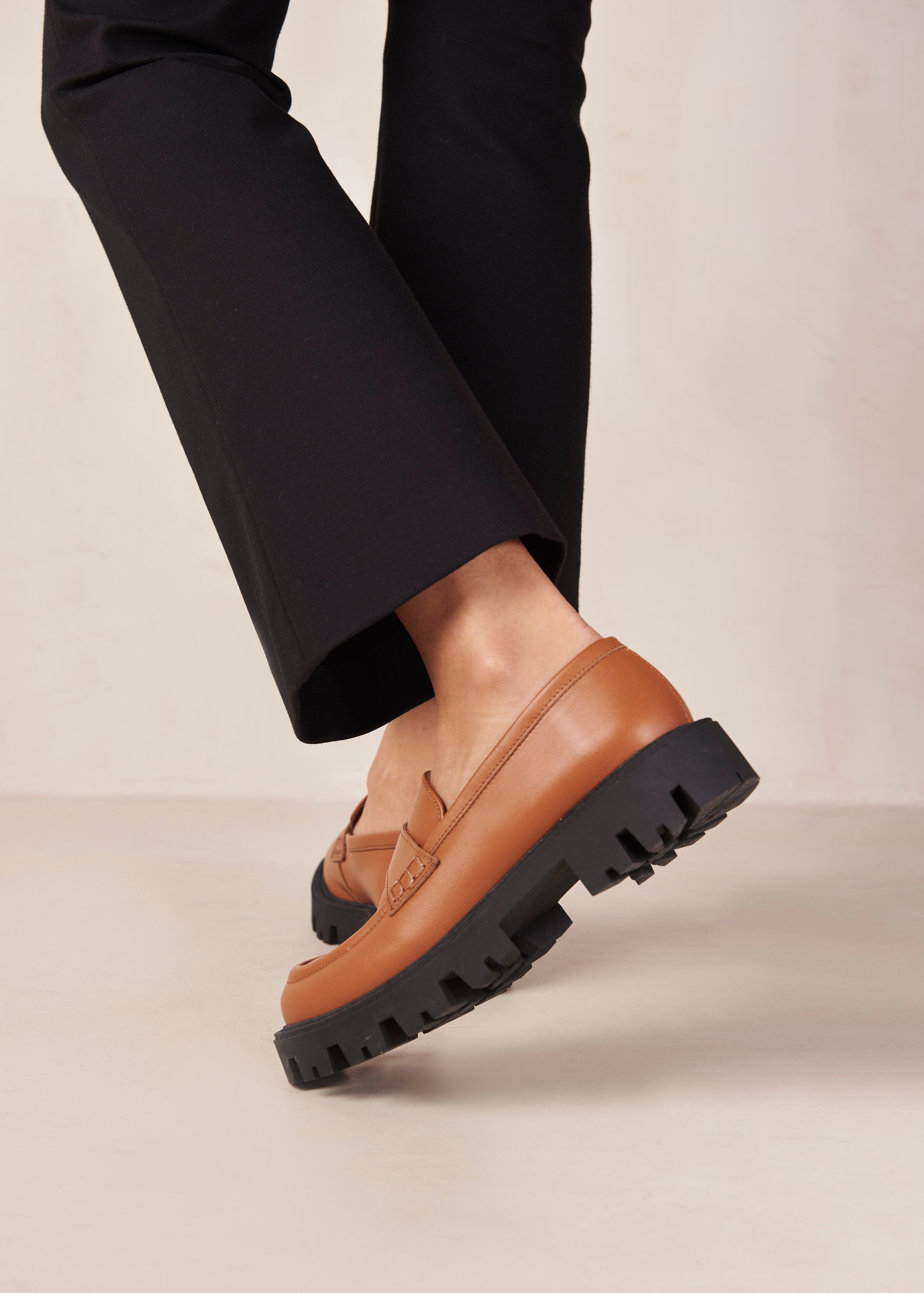 Obie Loafers