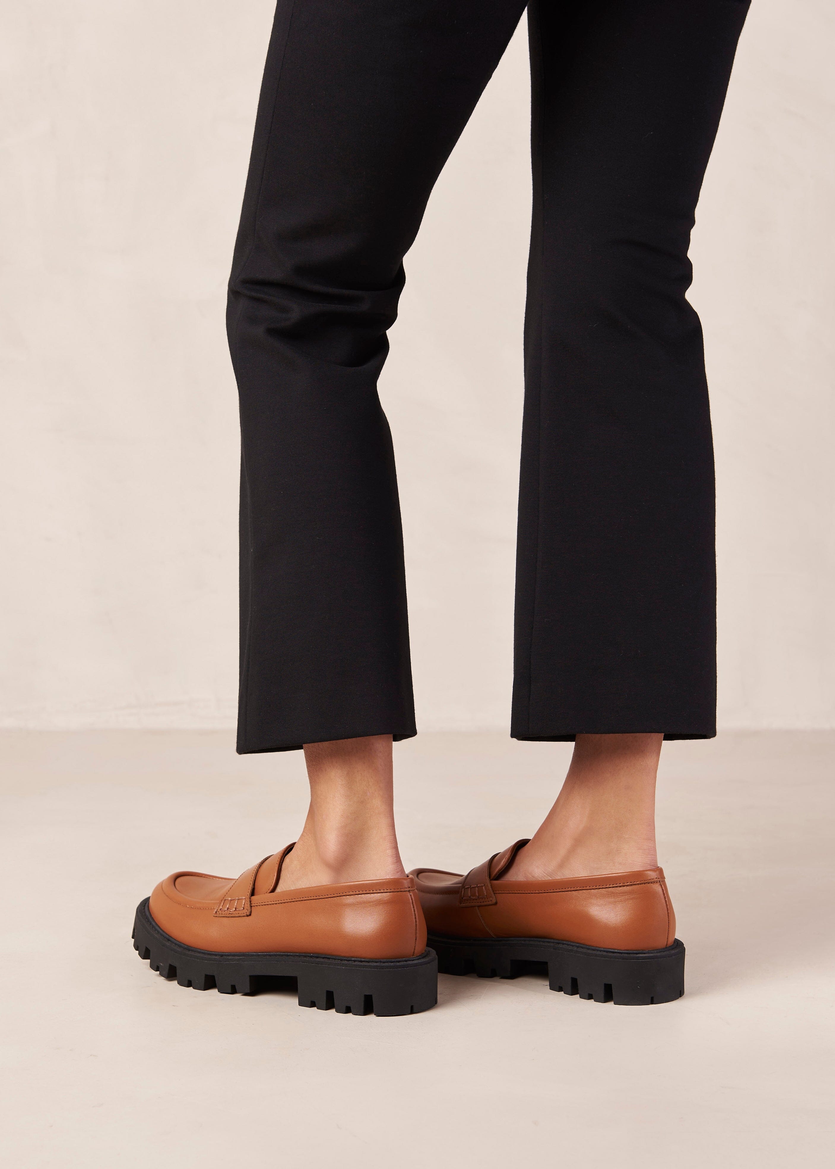 Obie Loafers