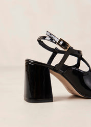 Naomi Heel