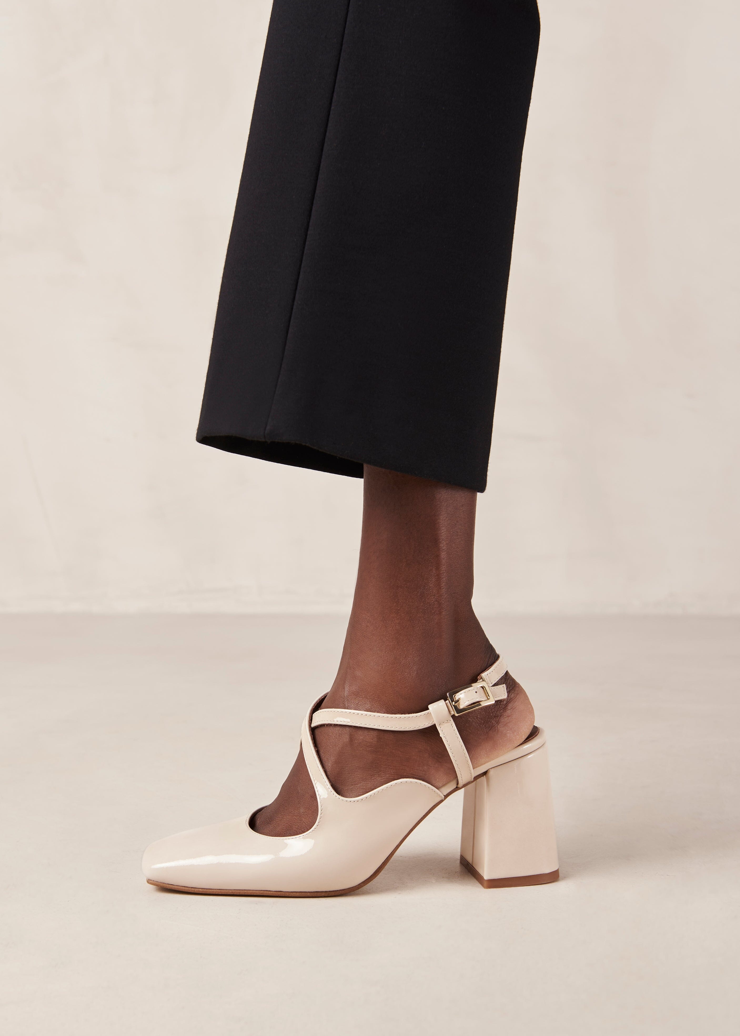 Naomi Heel