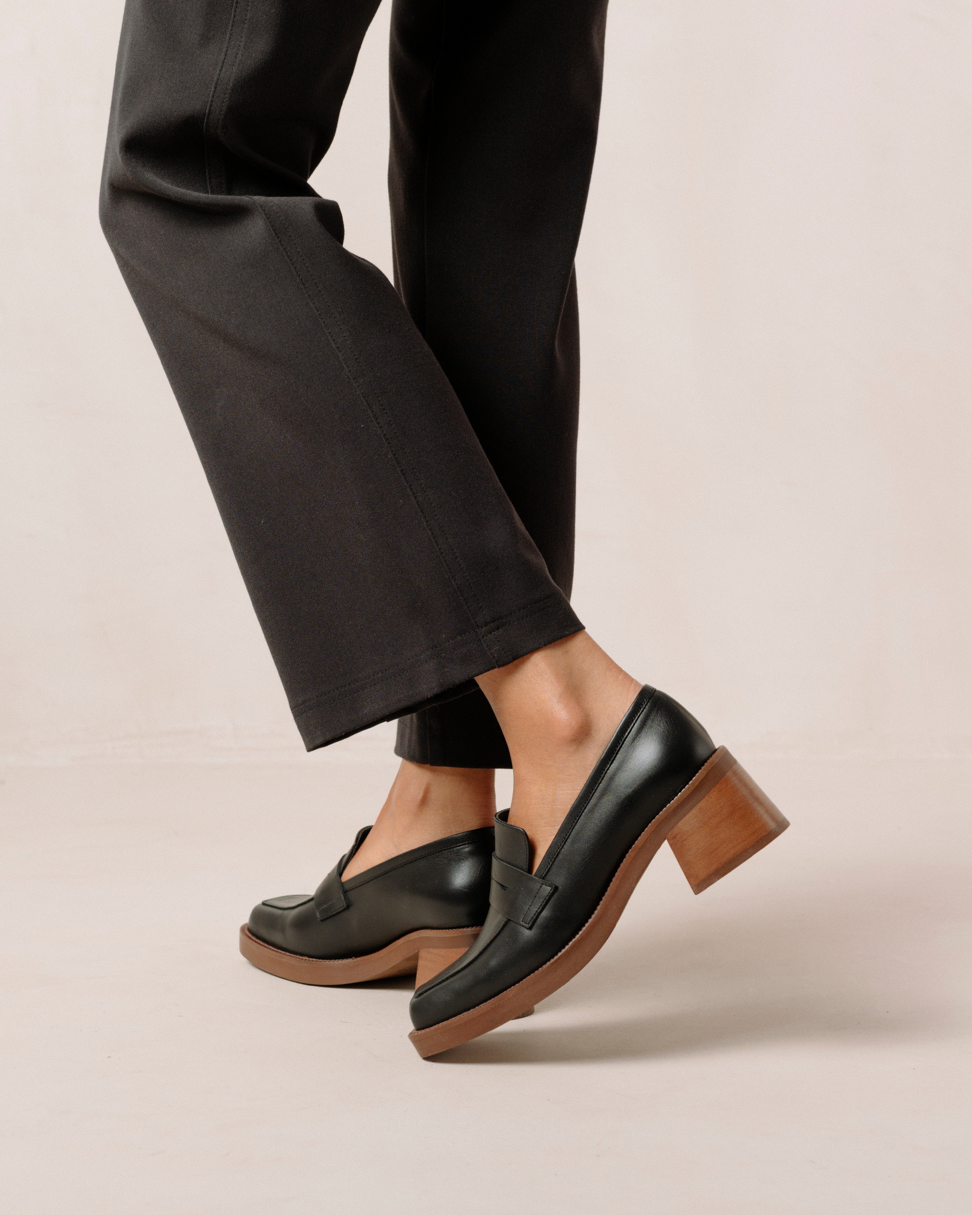 Roxy Shoe