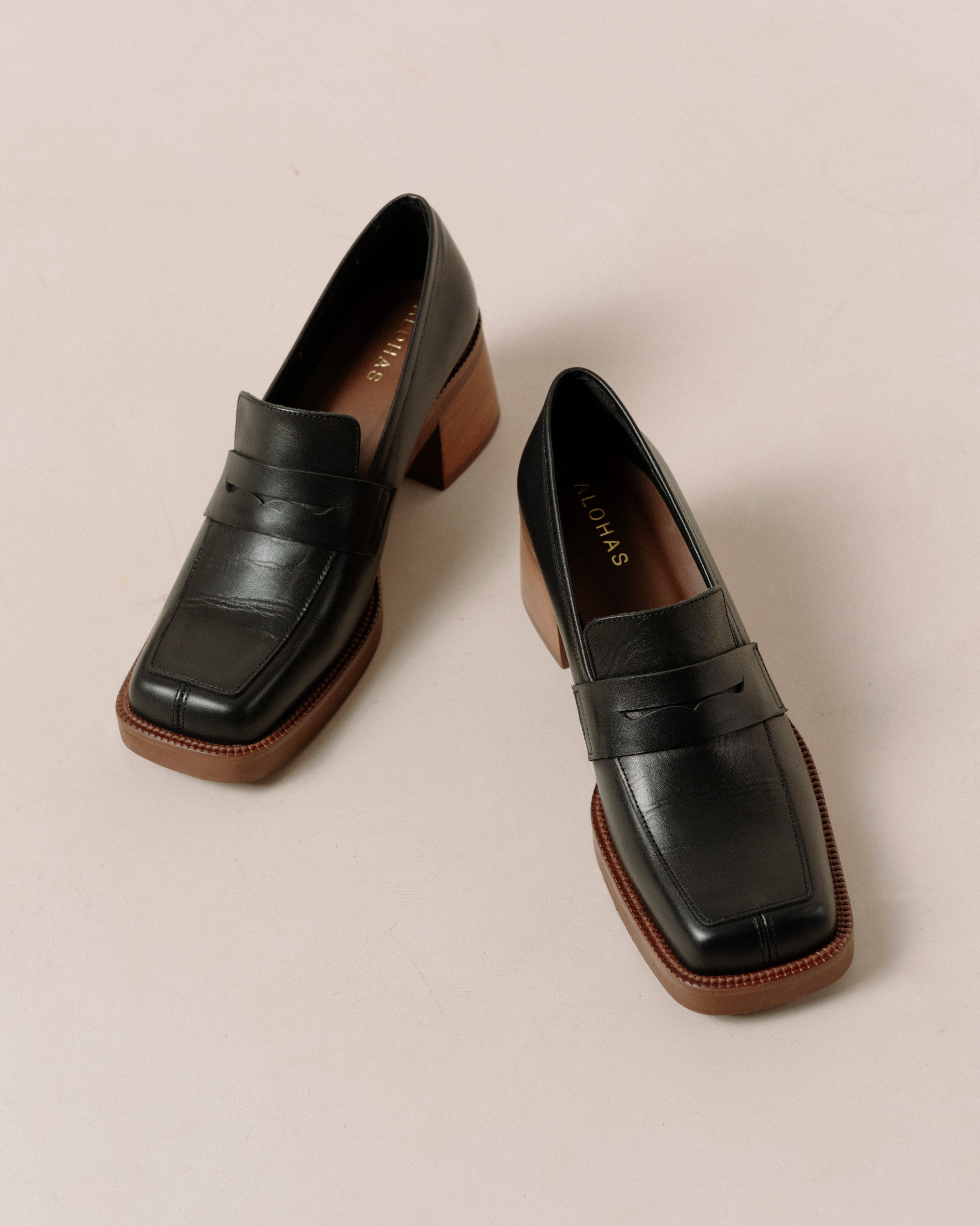 Roxy Shoe