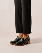Roxy Shoe