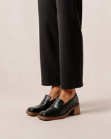 Roxy Shoe