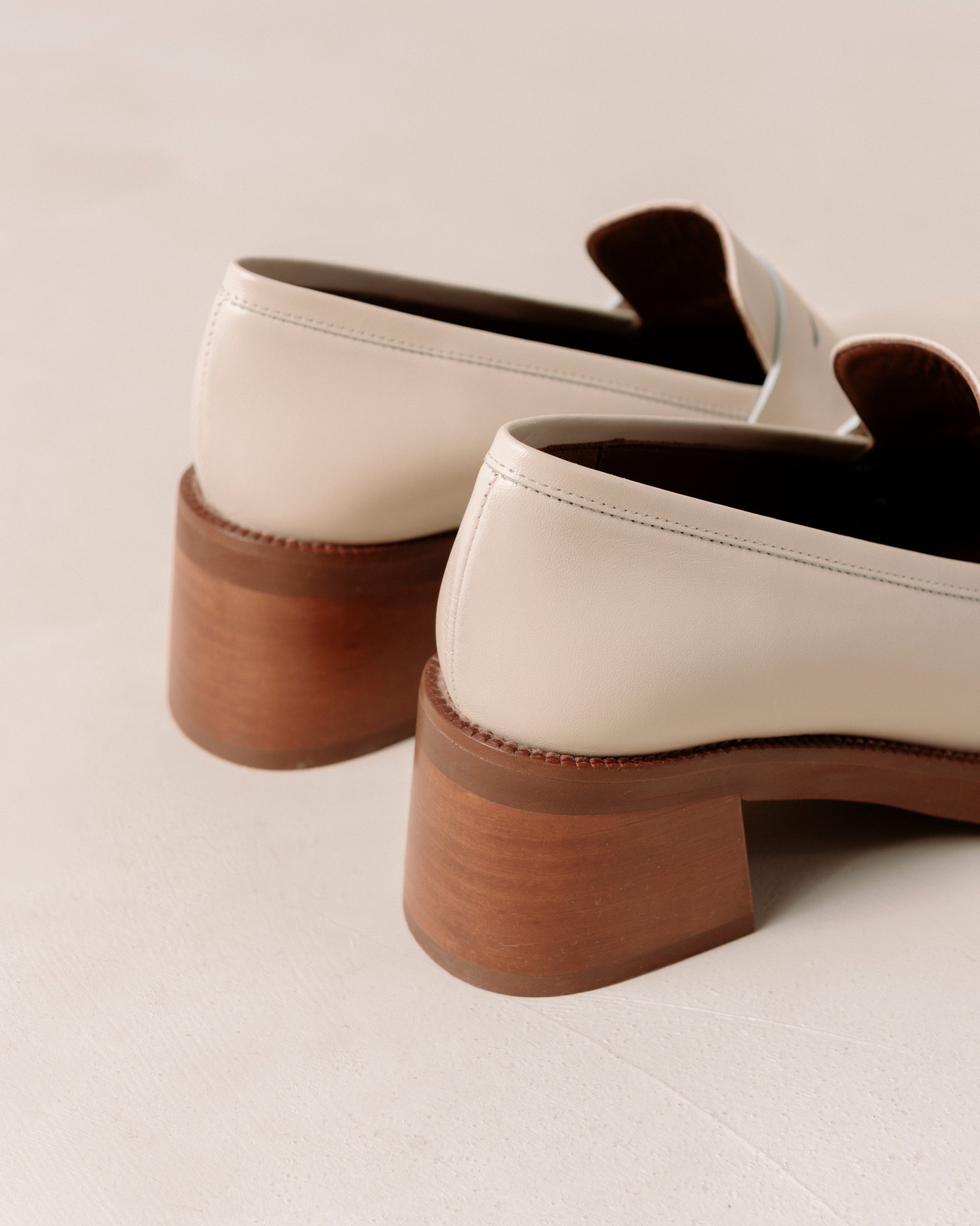 Roxy Shoe