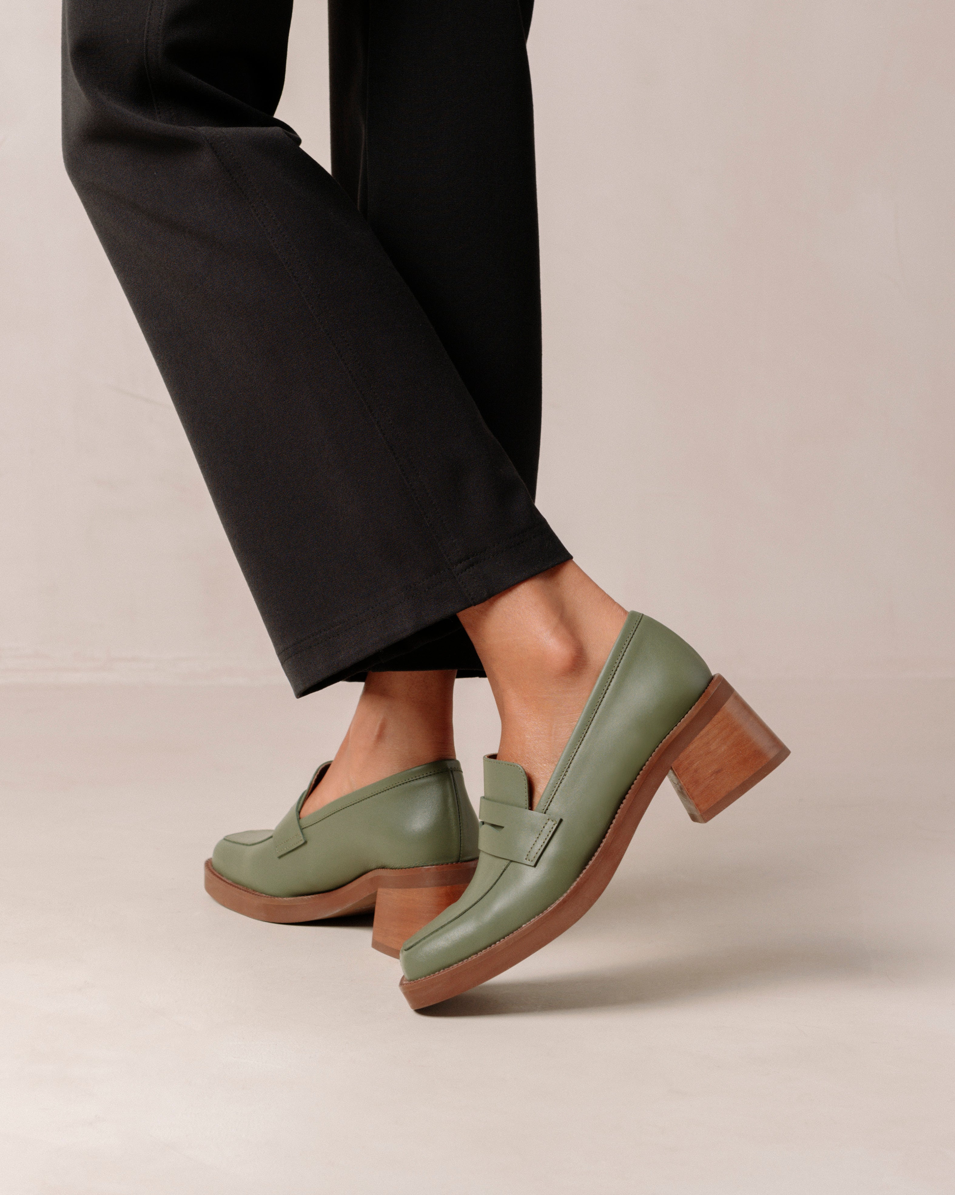 Roxy Shoe
