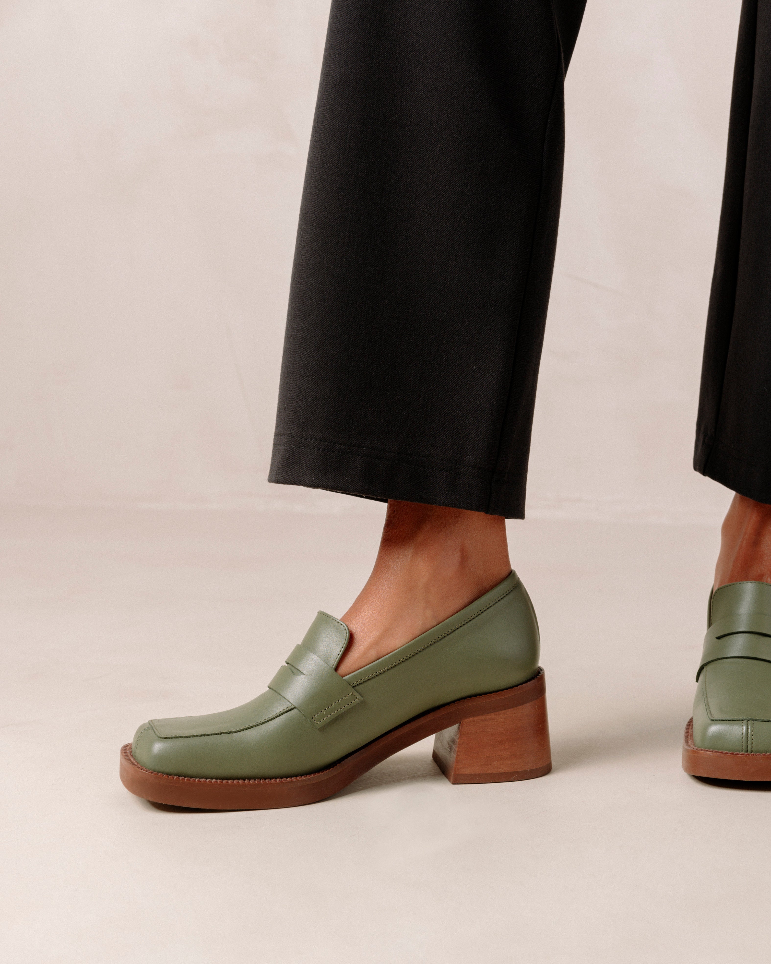 Roxy Shoe