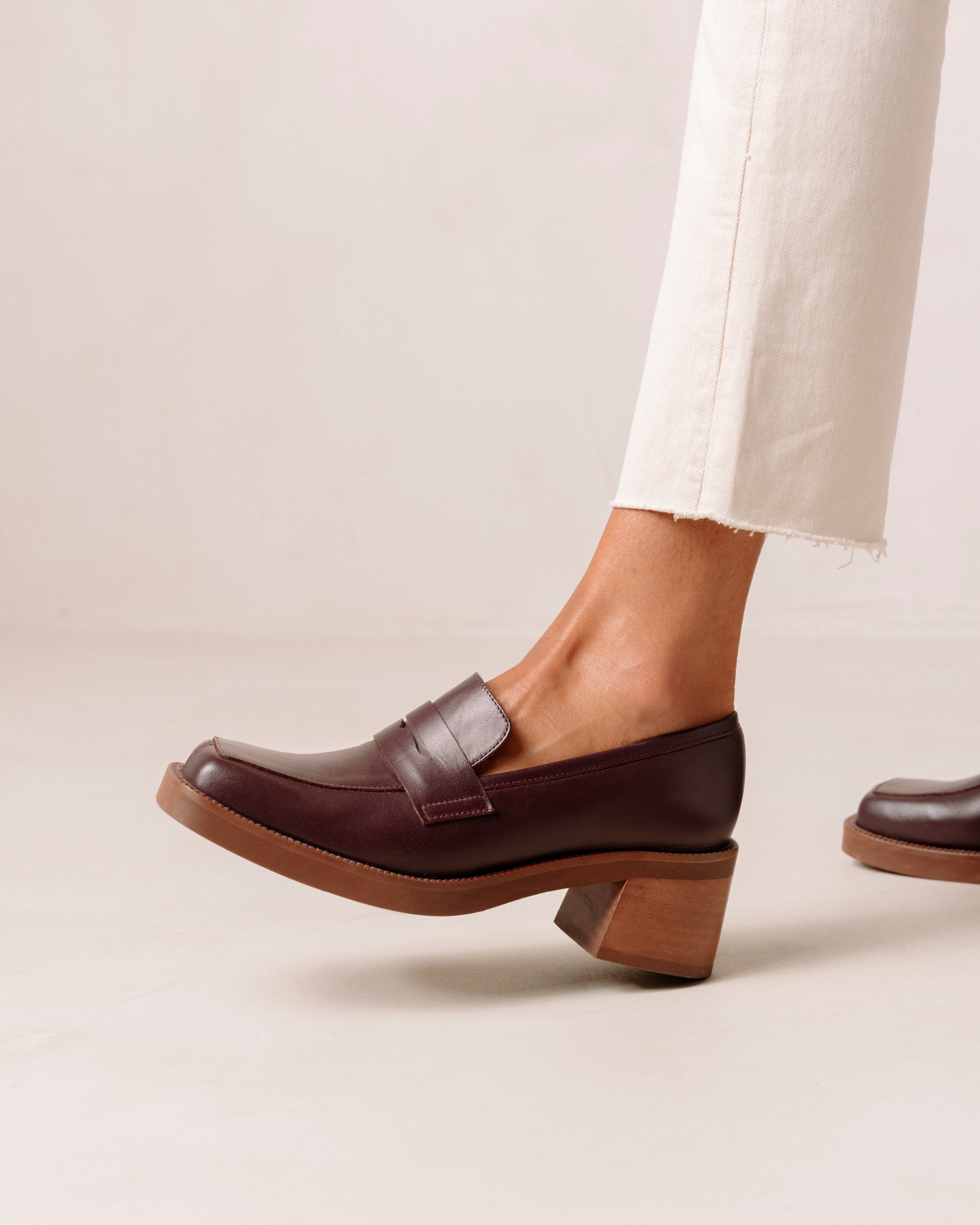 Roxy Shoe