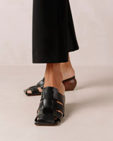 Ruth Mules