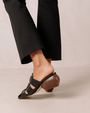 Ruth Mules