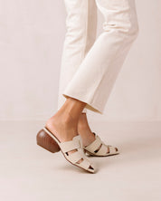 Ruth Mules