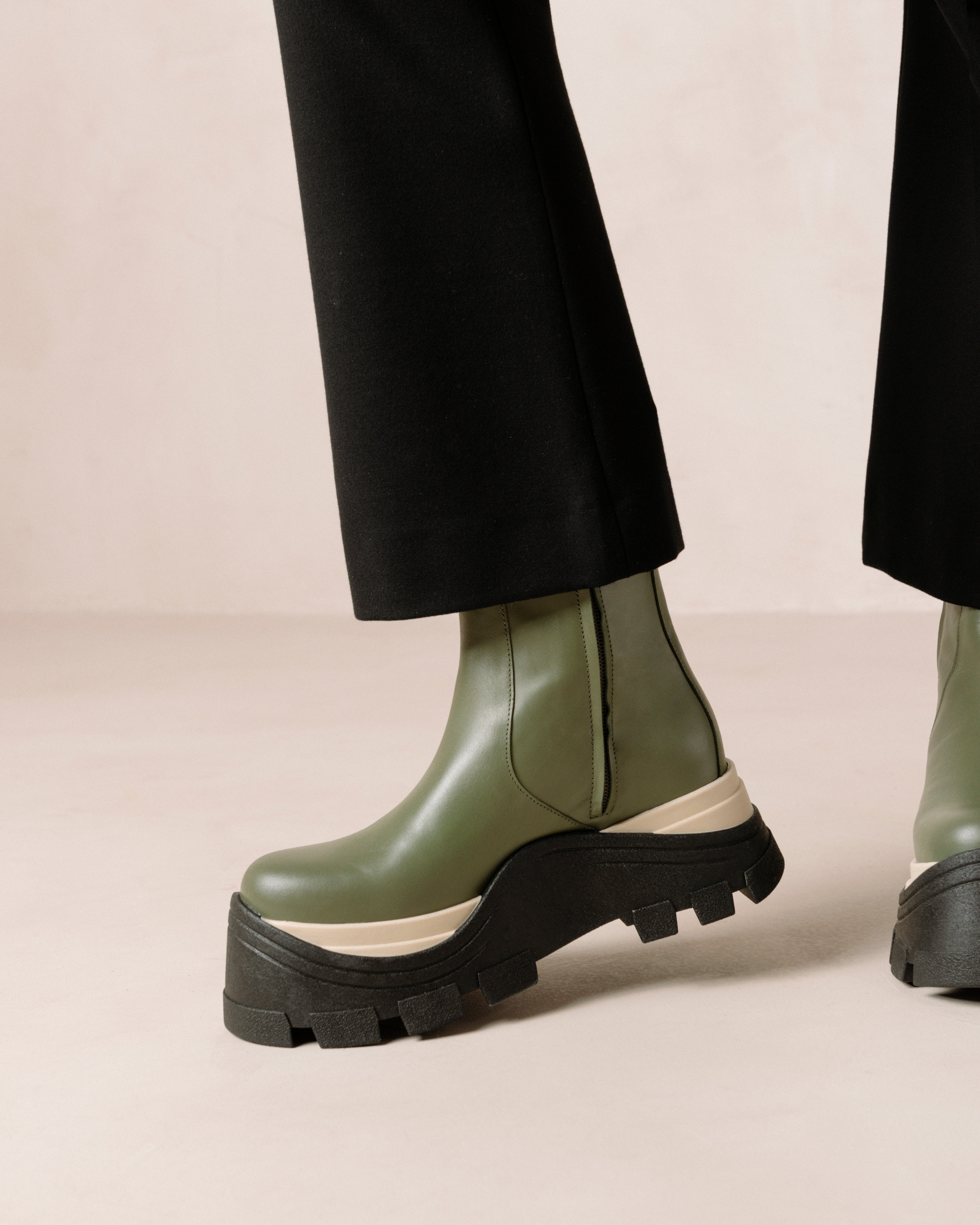 Paz Boots