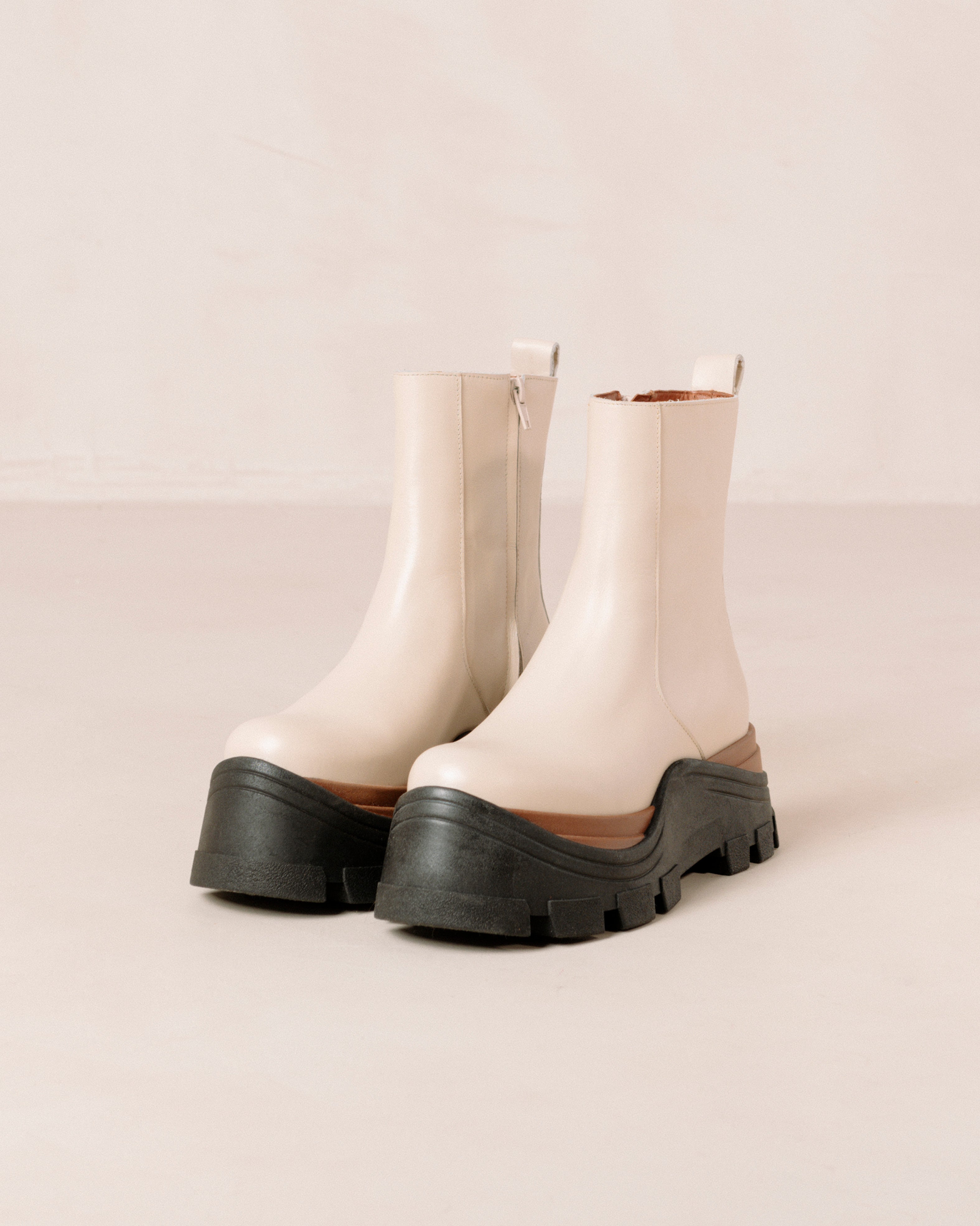 Paz Boots
