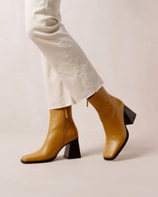Shyla Boots