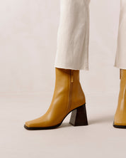 Shyla Boots