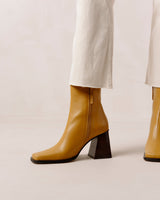 Shyla Boots
